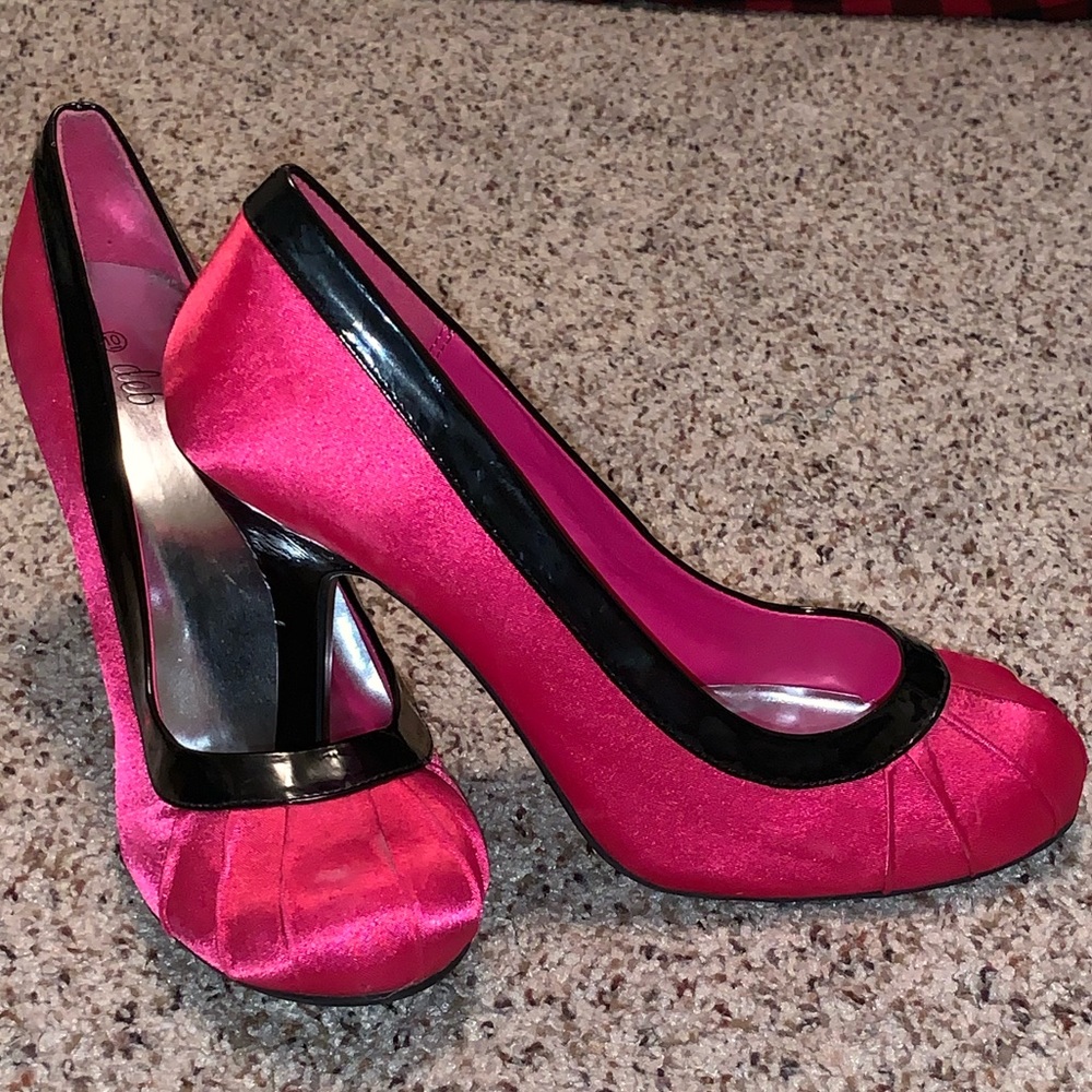 Hot Pink Heels